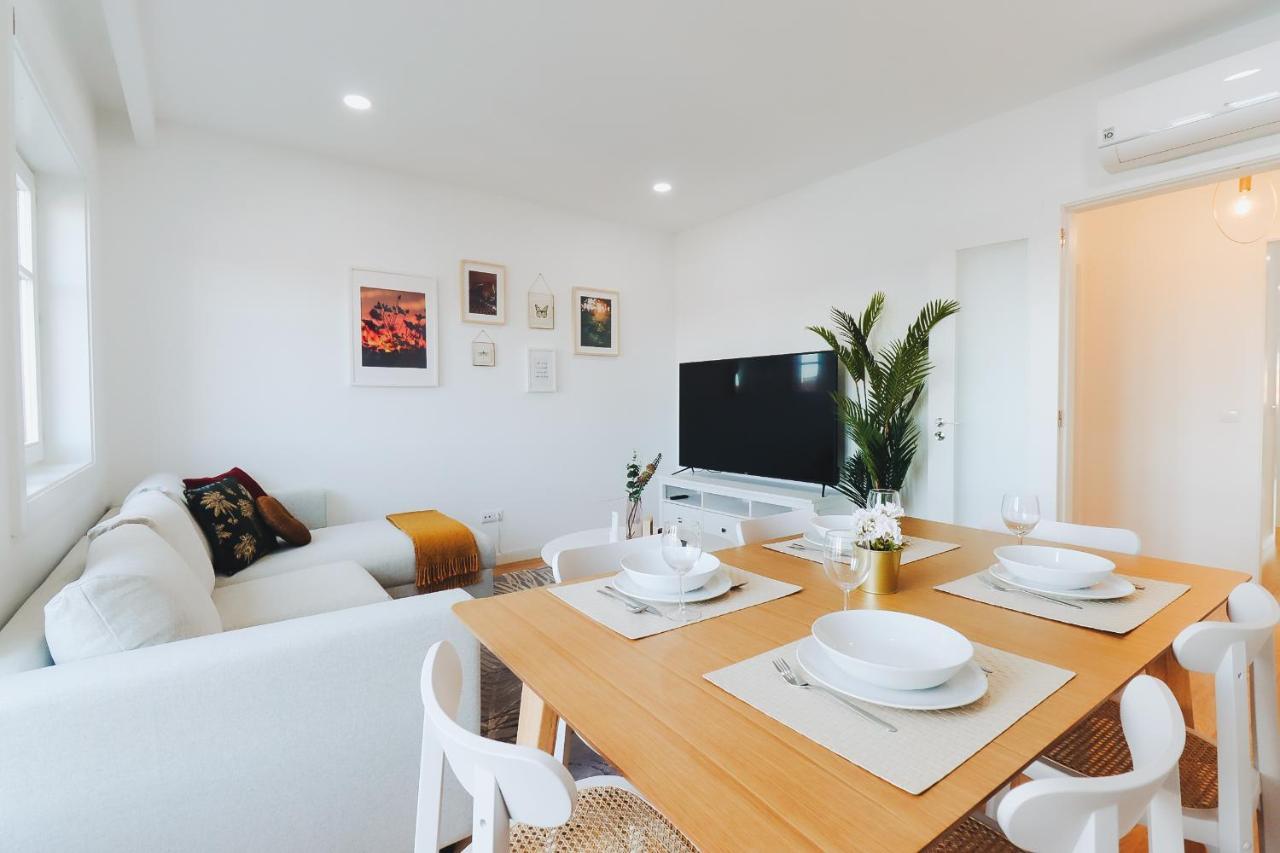 Gabriela Apartament - perto do centro com vista para Santa Luzia Viana do Castelo Esterno foto